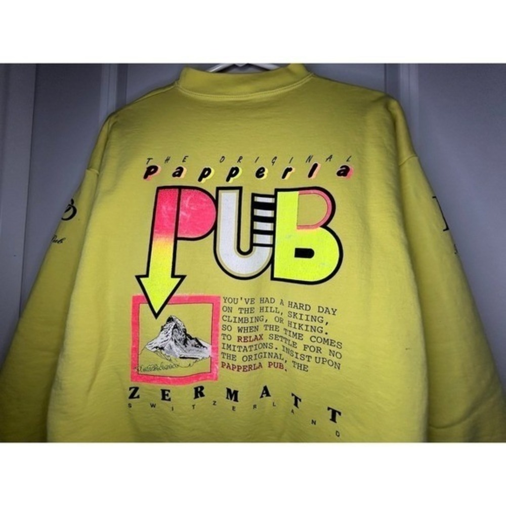 Vintage 80's "Papperla Pub" Switzerland Big Graphic Crewneck Sweatshirt